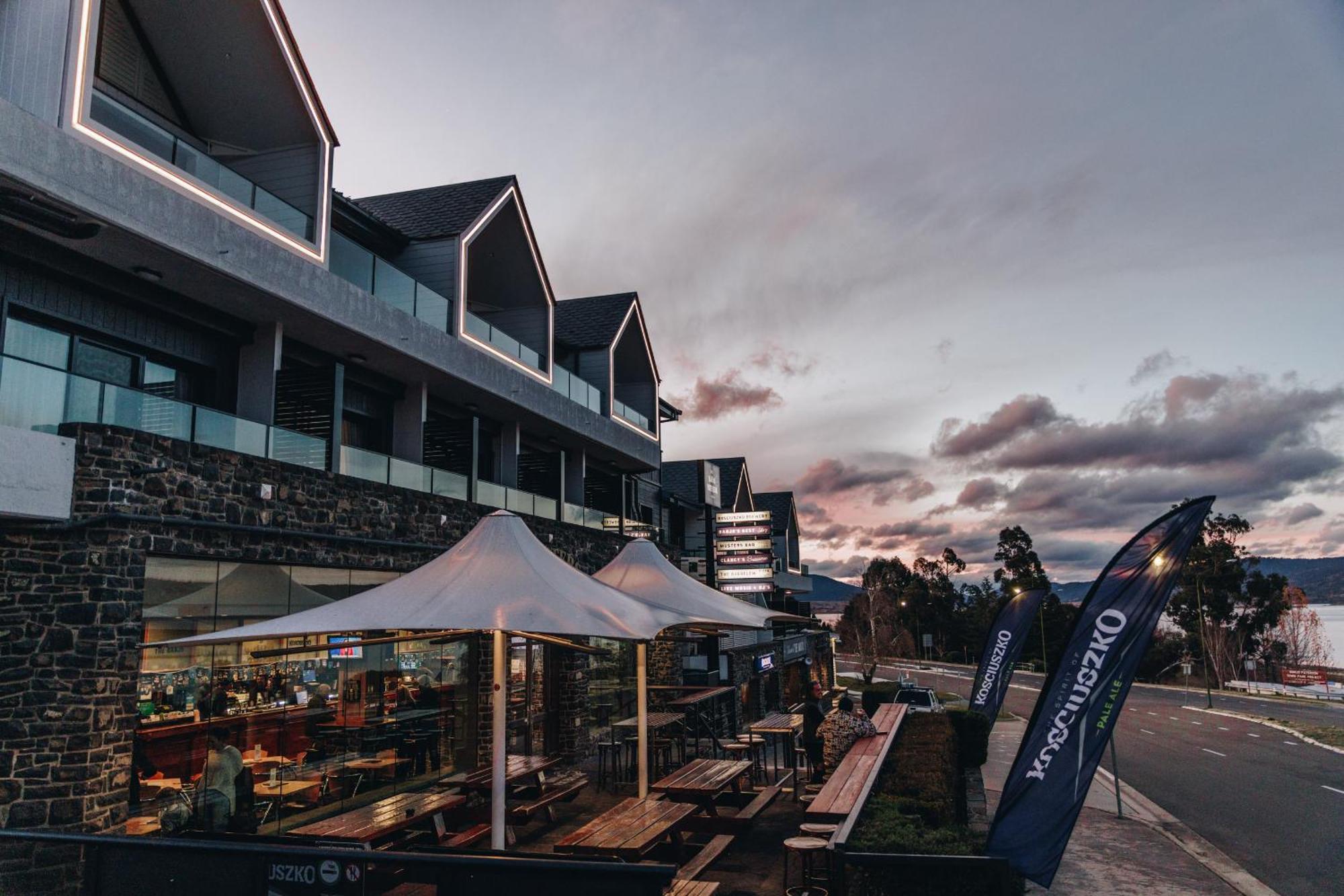 Banjo Paterson Inn Jindabyne Ngoại thất bức ảnh